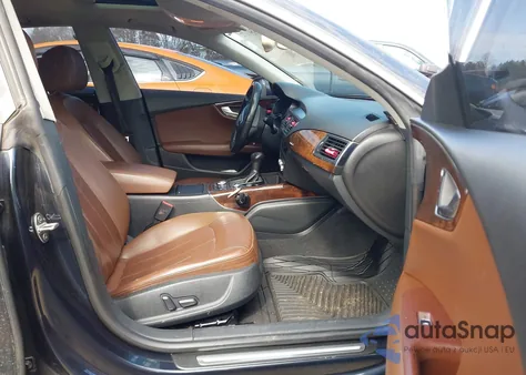 2012 Audi A7 Premium z USA, uszkodzony, nr VIN WAUYGAFC3CN132163